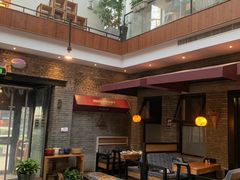-苹果树下艺术餐厅(宋庄店)