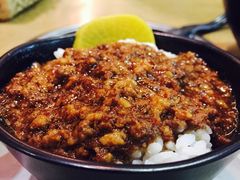卤肉饭-伊人锅·魔石泡泡鱼
