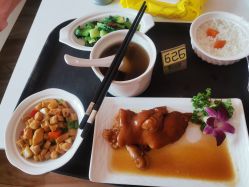 -莲芯花月子会所