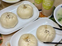 -李与白包子铺(桐梓林店)
