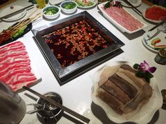 -二荆条·蜀鲜汇城市森林火锅