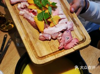 低评分小店也有好味道 | 广州苍蝇小馆暖冬鸡煲