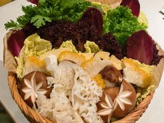 -烹然四季椰子鸡火锅(姚家园万象汇店)