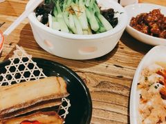 -新白鹿餐厅(银泰西湖文化广场店)