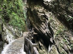 -龙水峡地缝景区