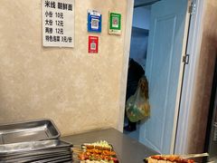 -二钢串叔麻辣烫(华龙大厦店)
