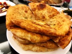 -周老三跷脚牛肉·全牛火锅(非遗传承店)