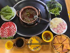 -银同牦牛肉火锅