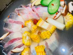 -鲜潭蒸汽石锅鱼(五道口购物中心店)