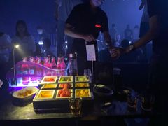 -Club Queen皇后酒吧