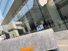 -Apple零售店(华贸购物中心店)