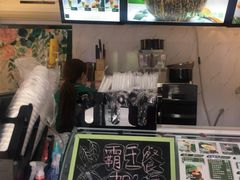-津椰本·海南正宗椰奶清补凉(店一店)