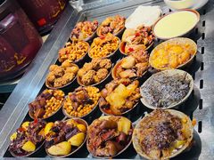 -董哥山城碗碗香(美专校街店)