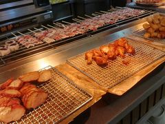 -四囍码头海鲜烧烤自助火锅(外滩南京东路悦荟广场店)