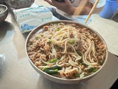 -正宗杨记普洱酸醋米线(总店)