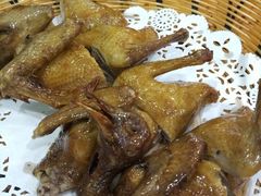 红烧乳鸽-华信美食