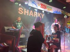 -鲨鱼美式餐厅酒吧Sharky