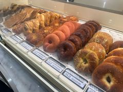 -HOT CRUSH趁热集合·现烤面包(环球港店)