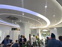 -MOVAN  HAIR莫凡匠人发型屋