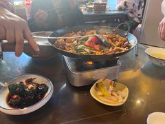 -富正毅三下锅·湘西韵味(天门山索道店)
