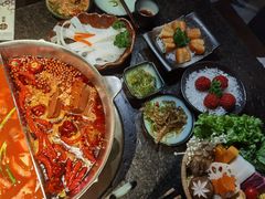 -湊湊火锅·茶憩(新中关购物中心店)