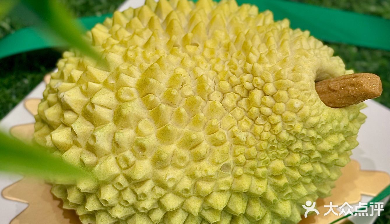 美心家新出的榴莲蛋糕，真的是太会了！！