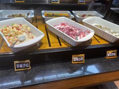 自助取餐区-韩盛·盛江山自助料理(于洪新玛特店)