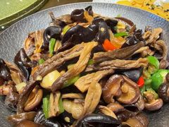 干锅迷你菌菇-兰婆婆餐厅淳安菜