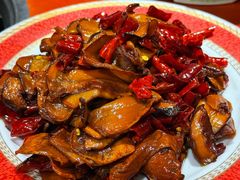 -菌之家·专业纯野生菌火锅·特色炒菌