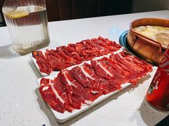 吊龙-牛村来人潮汕牛肉火锅(西单店)