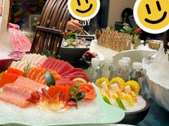 -靓海海鲜火锅(水上湖边观景店)