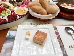 -MADO冰淇淋咖啡馆(淘金店)