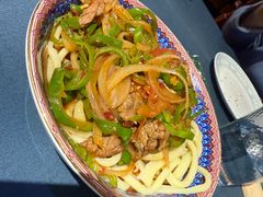 -伊带伊路新疆美食府(呼家楼店)
