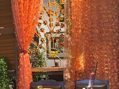 -Cuc Gach Quan Restaurant