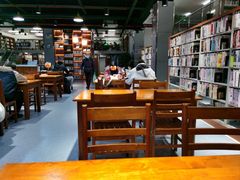 -上海市虹口区图书馆(曲阳分馆)