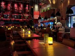 -FOUR PLAY BAR