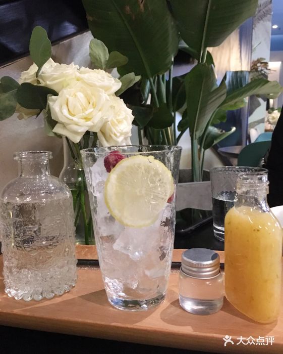 七月日料白桃茉莉图片