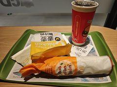 -麦当劳(百联西郊购物中心店)
