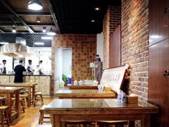 大堂-陇上全荟兰州传统牛肉面(延吉路店)