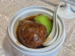 招牌红烧狮子头-浙江大厦西湖公馆餐厅(黄花岗地铁站店)