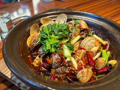 -蚝堡海鲜·威海菜·海肠捞饭·烧烤·亚洲吃蚝公司(幸福门店)