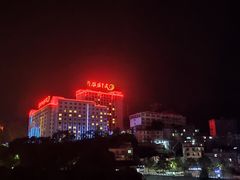 -天下凤凰大酒店