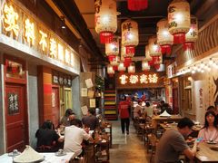 -旧街市鲜货老火锅(大光路店)