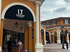 -佛罗伦萨小镇广佛名品奥特莱斯(疏港路店)