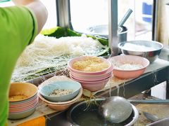 -榮泰米粉湯(Left Shop)