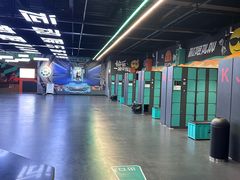 -极限PLAY运动娱乐新世界·团建派对表演休闲馆·室内高空游乐园