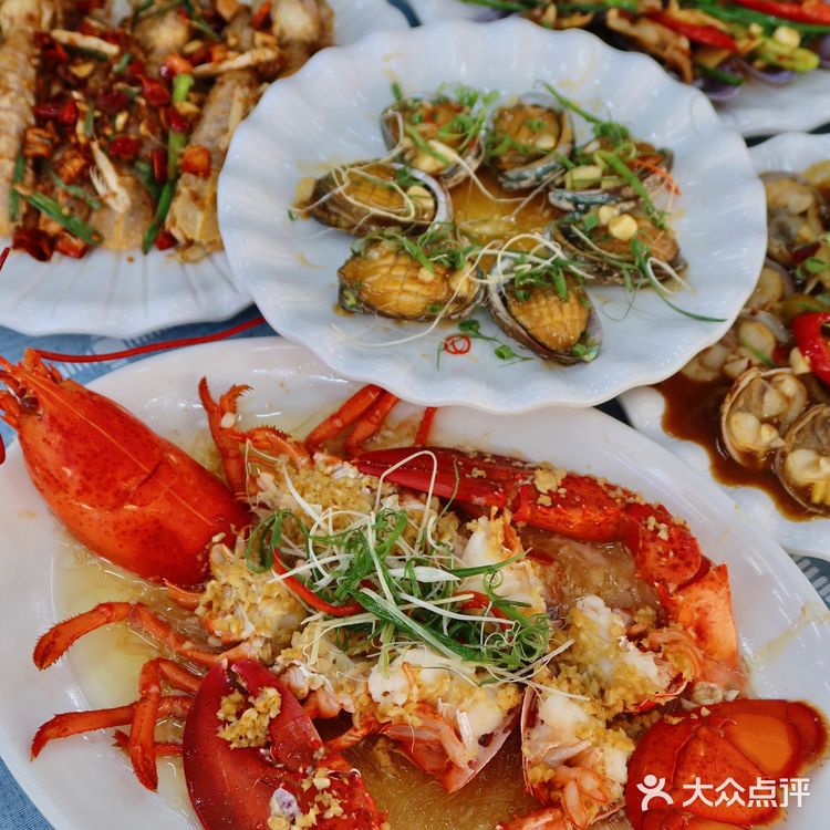 巽寮湾bi吃的海鲜店 放假了和家里人一起来惠州巽寮湾玩