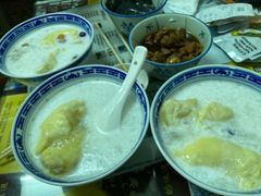 猫山王榴莲糖水-传统糖水