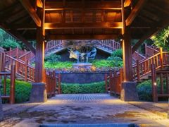 -七彩云南古滇温泉山庄