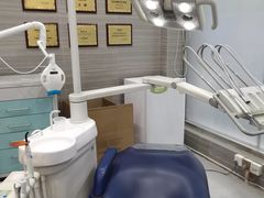 -上海仁爱医院口腔科 · 种植
